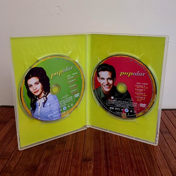 Popular The Complete First Season - Picture 12 of 12